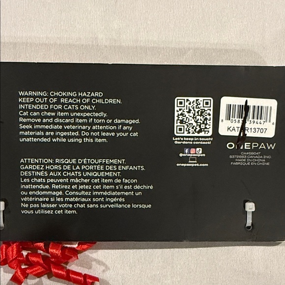 2 Christmas Themed Cat Wands each with 3 Dangling Plush Toys, Teaser Wand Set - Picture 7 of 11